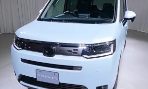 ホンダ・新型ステップワゴンの外装とサイズ、カラーはどうなのか